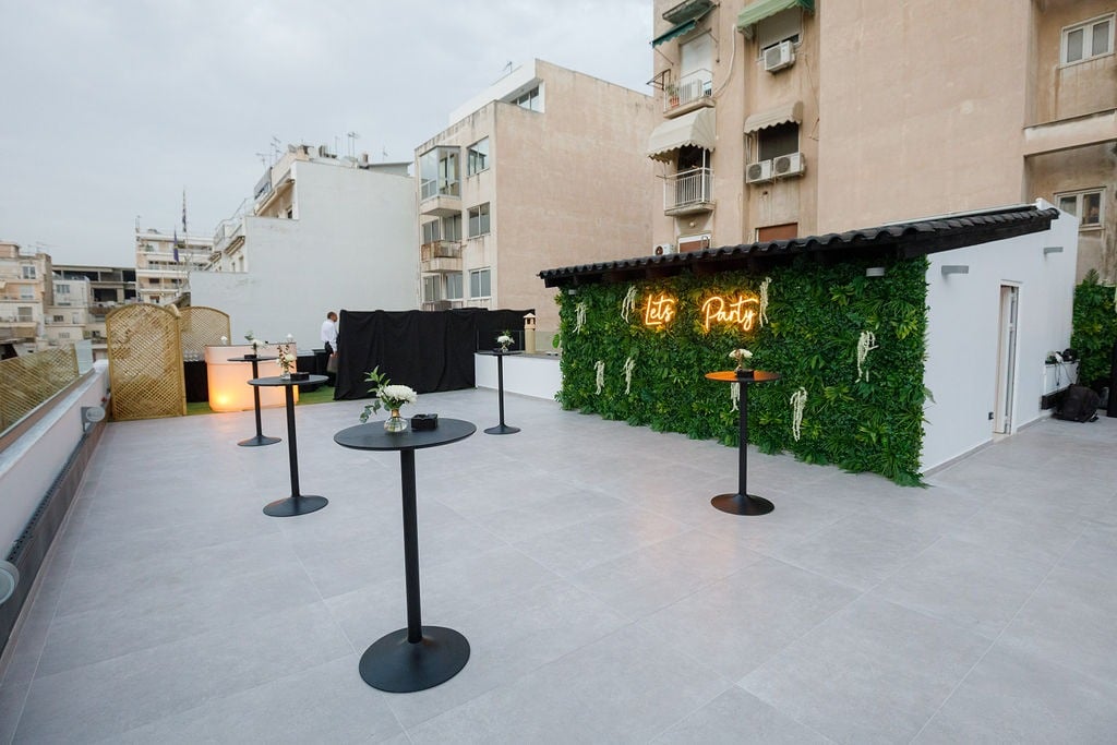 THE ROOF GARDEN (2)
